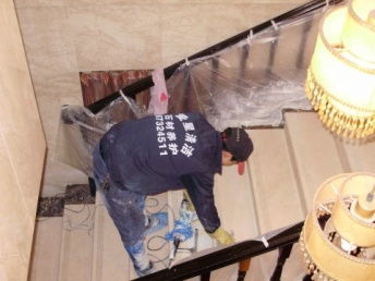 成都愛星保潔服務公司 專業石材翻新打磨，打造光亮如新的潔凈空間